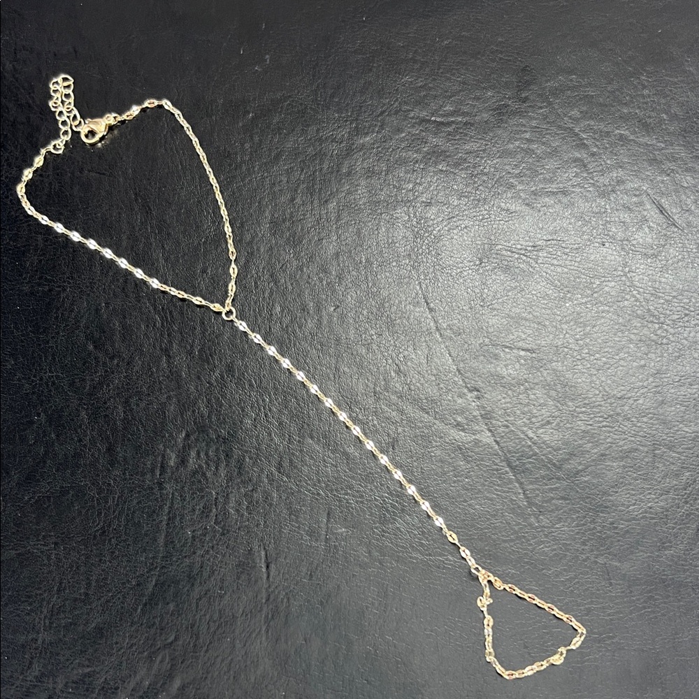 Trendy boutique Gold T-Bar Hand Chain Bracelet - Gold